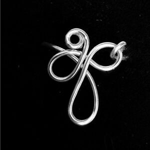 Elegant Celtic Cross Ring